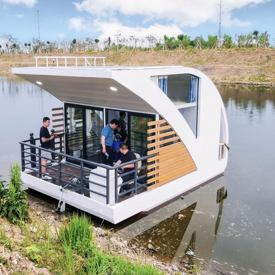 Luxury Floating Pontoon Houseboats With Living Room Amenities Included