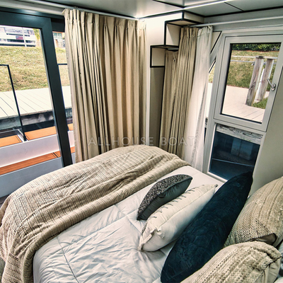 Luxury Aluminum Pontoon Houseboat 16 People For Relaxation And Entertainment
