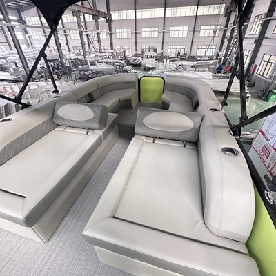Luxury Custom Design Sports Pontoon Boat 8.2m Length For 15-18 Person