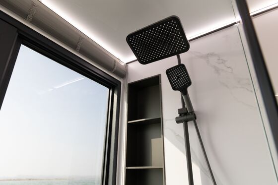 Modern Floating Boat Hotel with 20mm Deck Thickness, Eco-friendly Options, and 11.5m Length for Luxury Water Accommodation