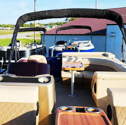 19FT Single Layer Pontoon Boat with Dual Bimini and Marine Grade Aluminum for Leisure Cruising